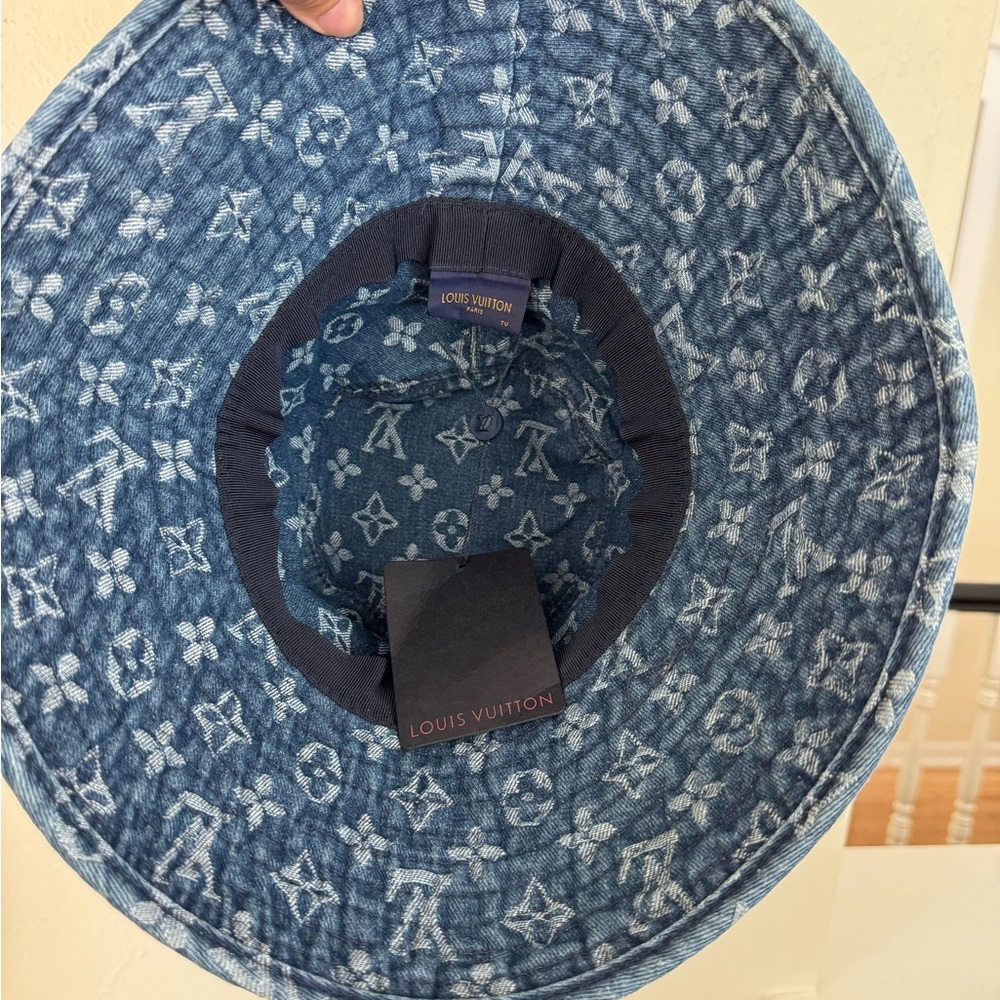 NWT LOUIS VUITTON DENIM BUCKET HAT - Picture 4 of 11